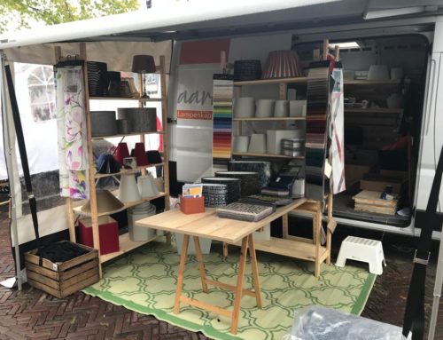 Lampenkappen op markt in Oud-Beijerland